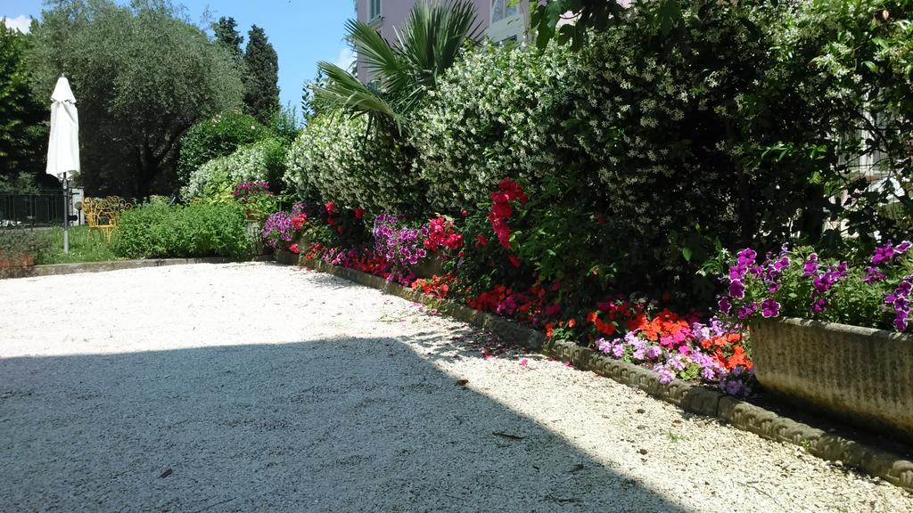B&B Margherita Desenzano del Garda Exterior photo